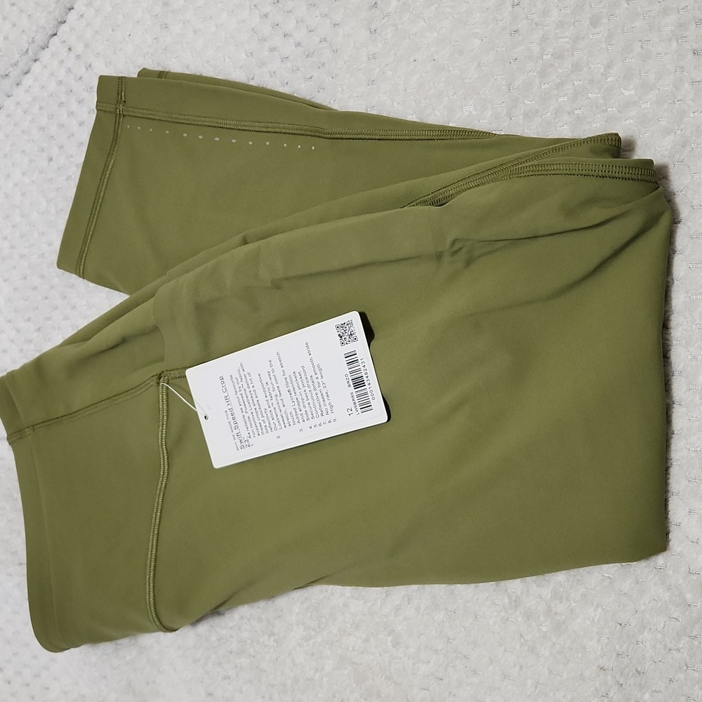 NWT lululemon swift speed 12